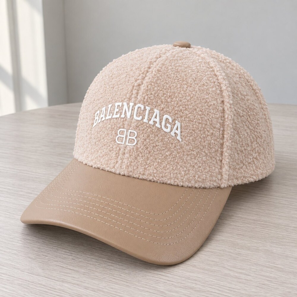 Balenciaga Teddy Leather Beige Cap - Picture 4 of 6
